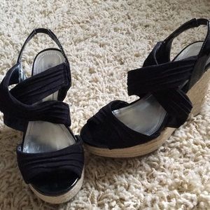 Black velvet wedges